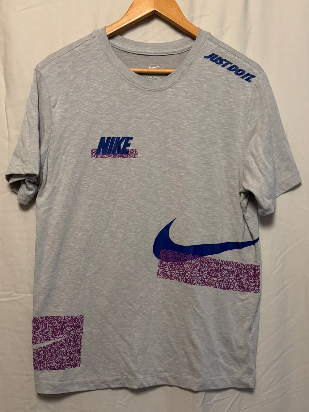 Nike Men’s Light Gray Graphic Logo T-Shirt - Blue & Purple Accents